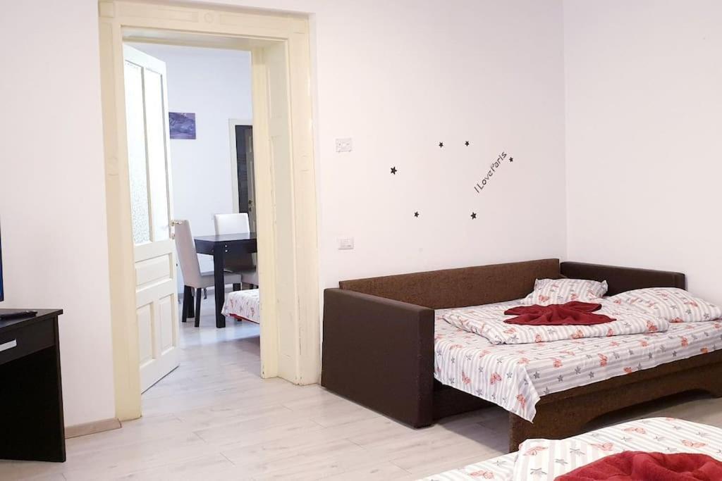 Holiday Cazare Brasov Braşov Exterior foto